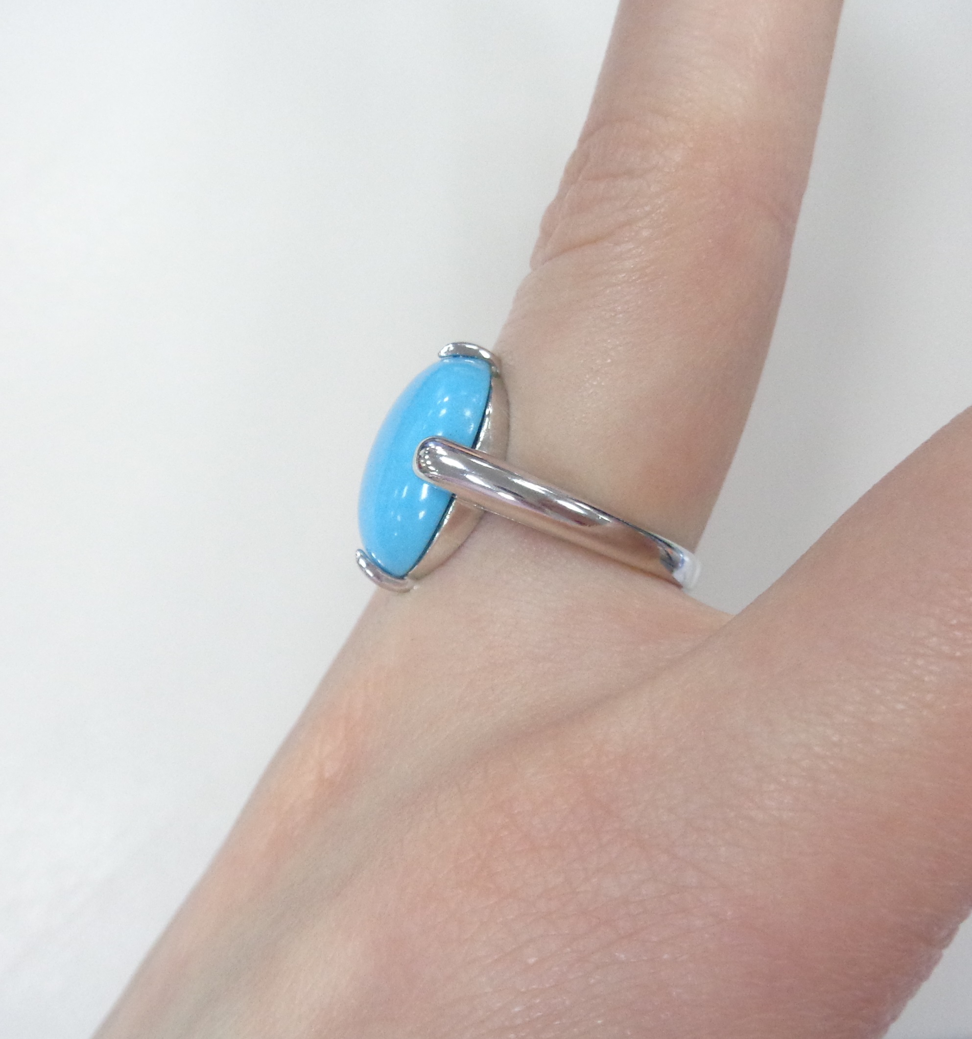 Серебряное кольцо с бирюзой